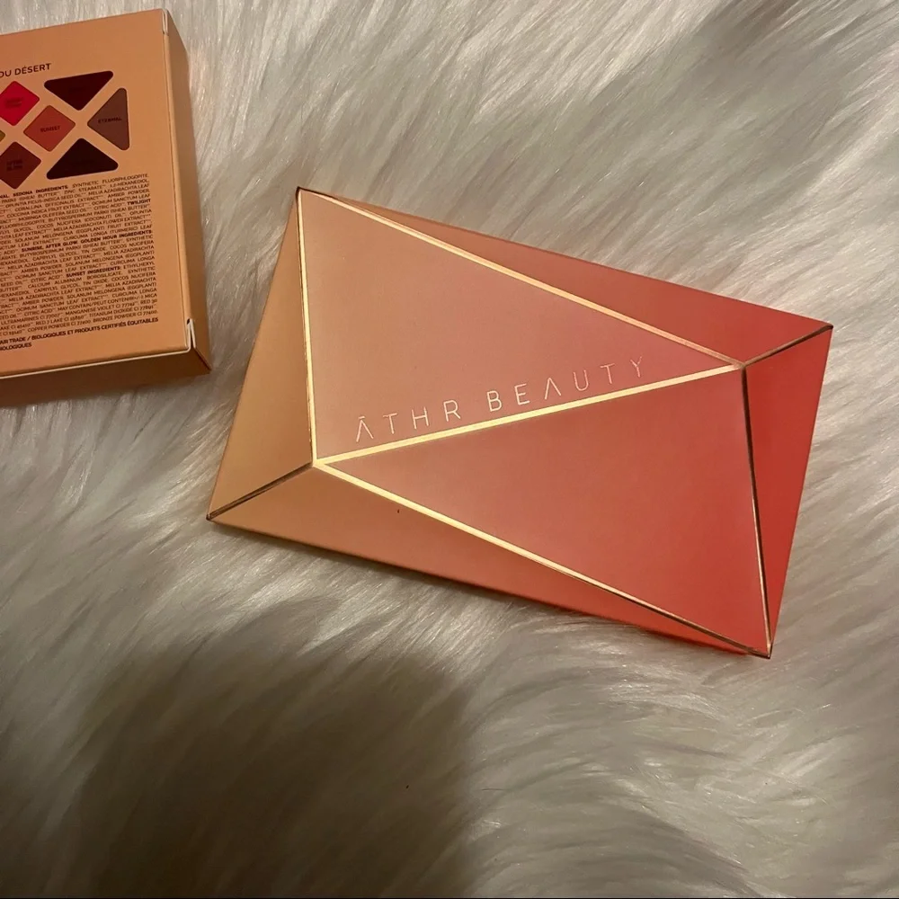 Āthr Beauty Eyeshadow Palette