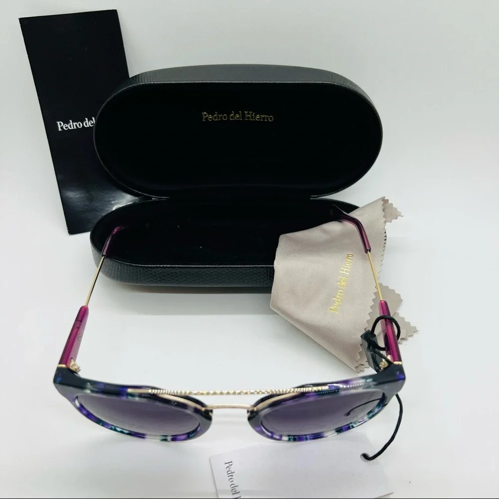 NWT Pedro del Hierro Round Sunglasses w/ Case and Dust Cloth. Purple and Gold.