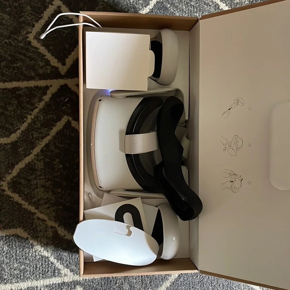 Oculus lightly used