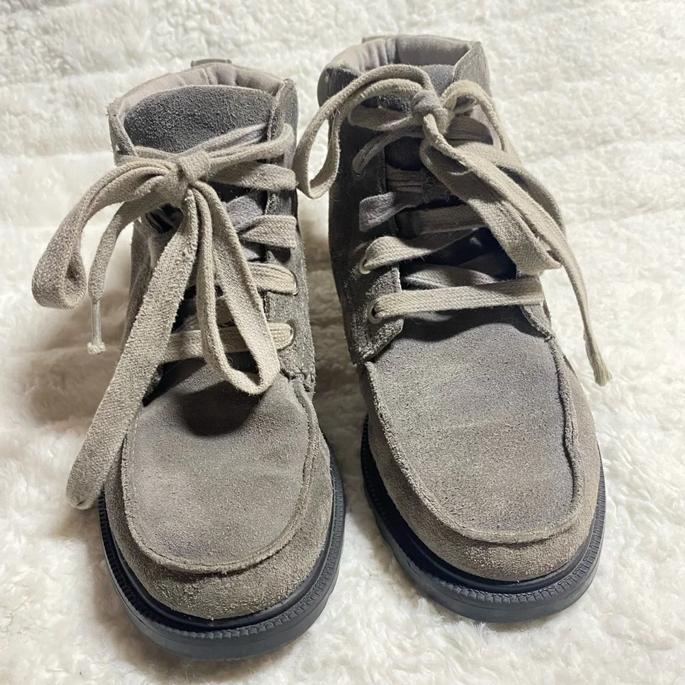 Sorel Youth Madson Moc Toe Waterproof Ankle Boots Boys Gray Suede Laced Size 1