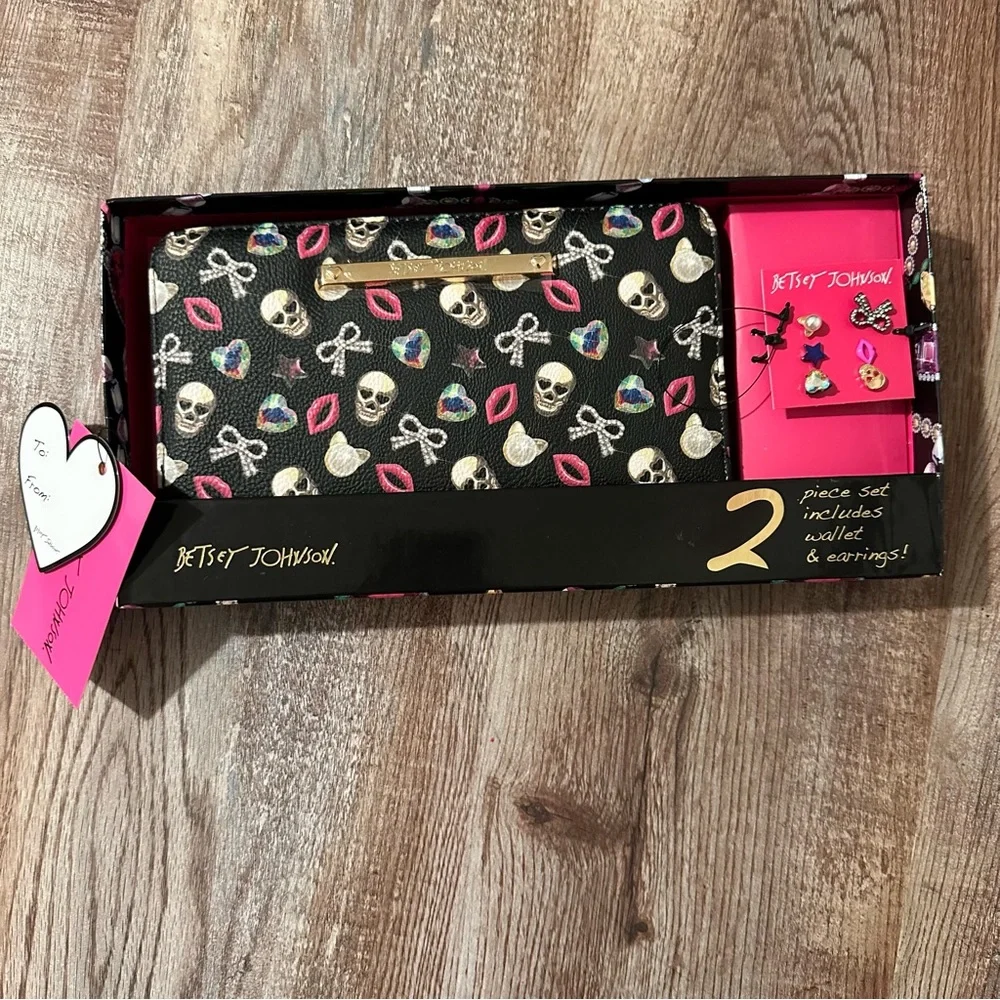 Betsey Johnson Wallet with 3 Mix Earrings Set