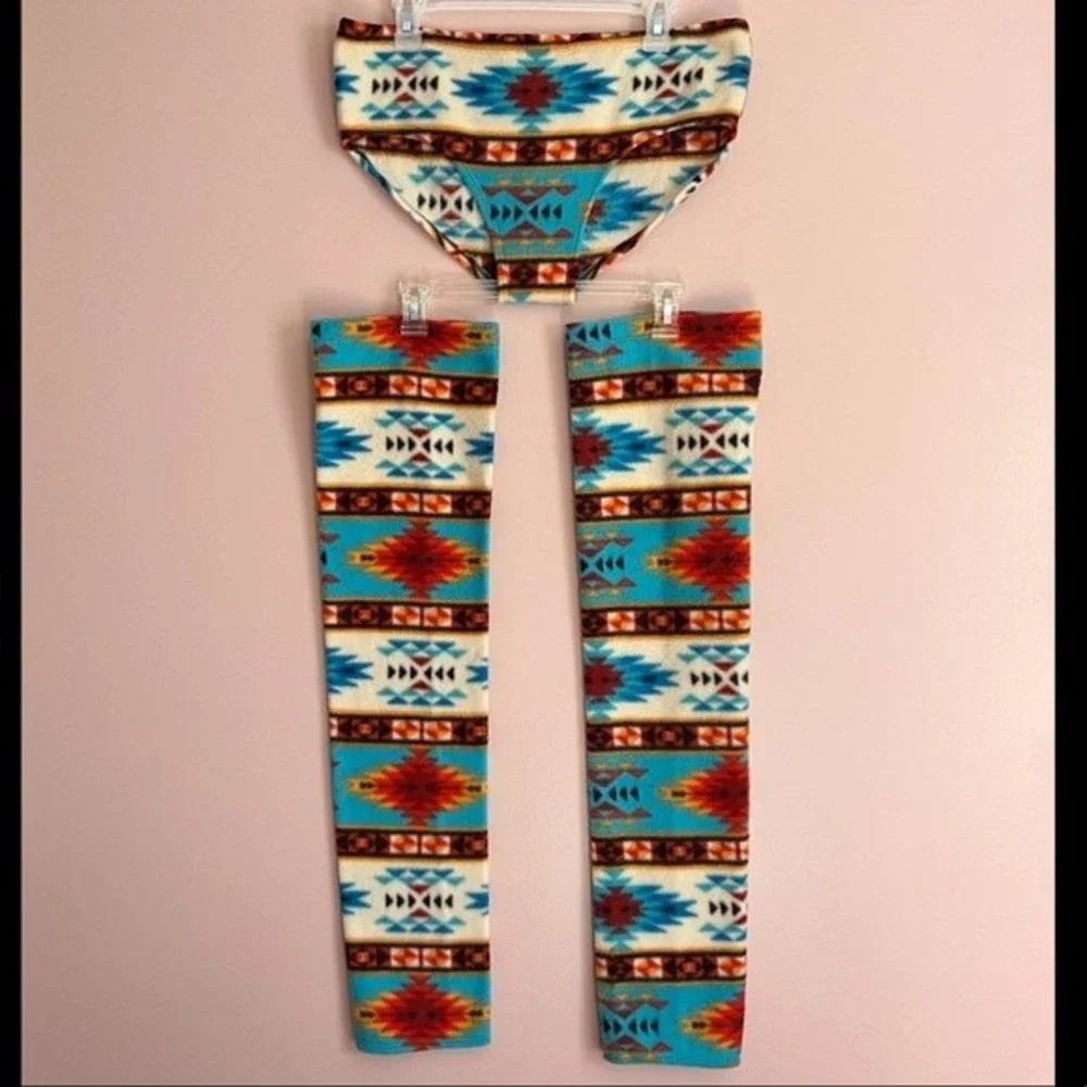N/A tribal aztec