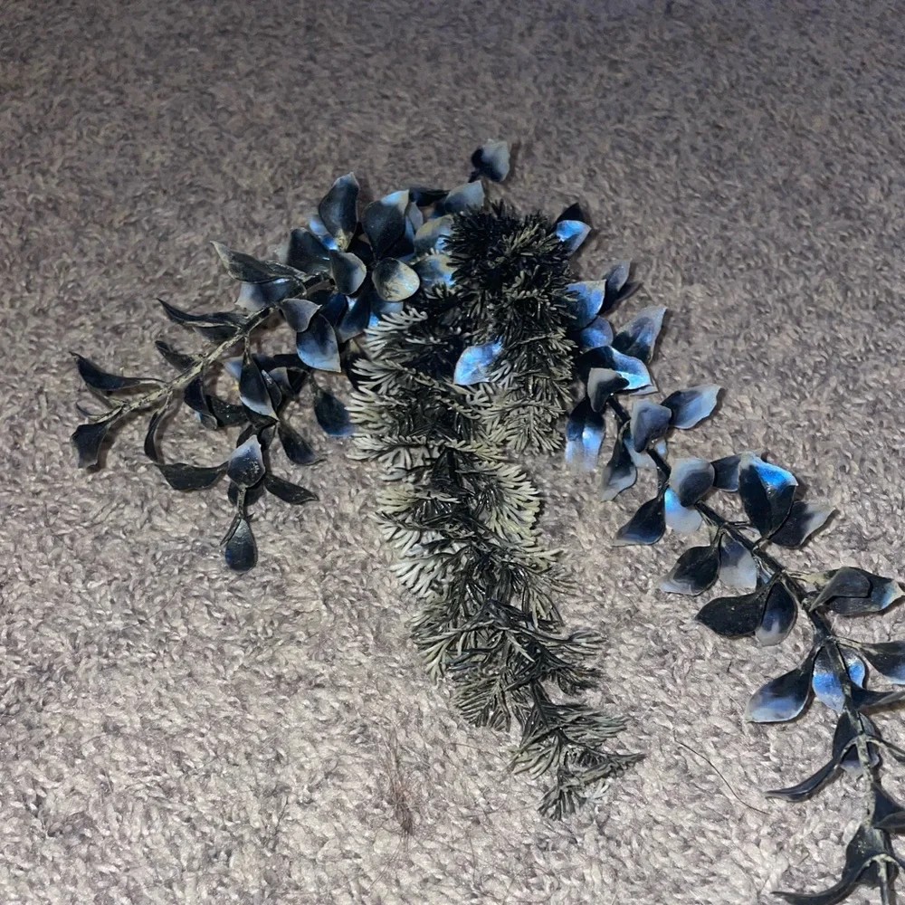 N/A fake aquarium plant