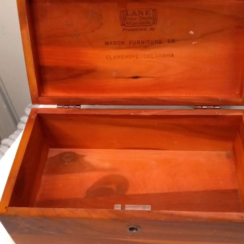 Lane Wooden Box Size 9