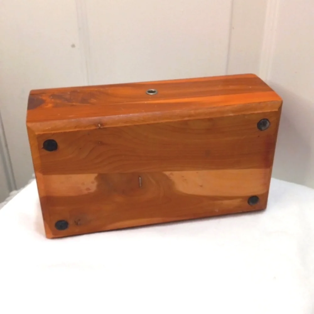 Lane Wooden Box Size 9
