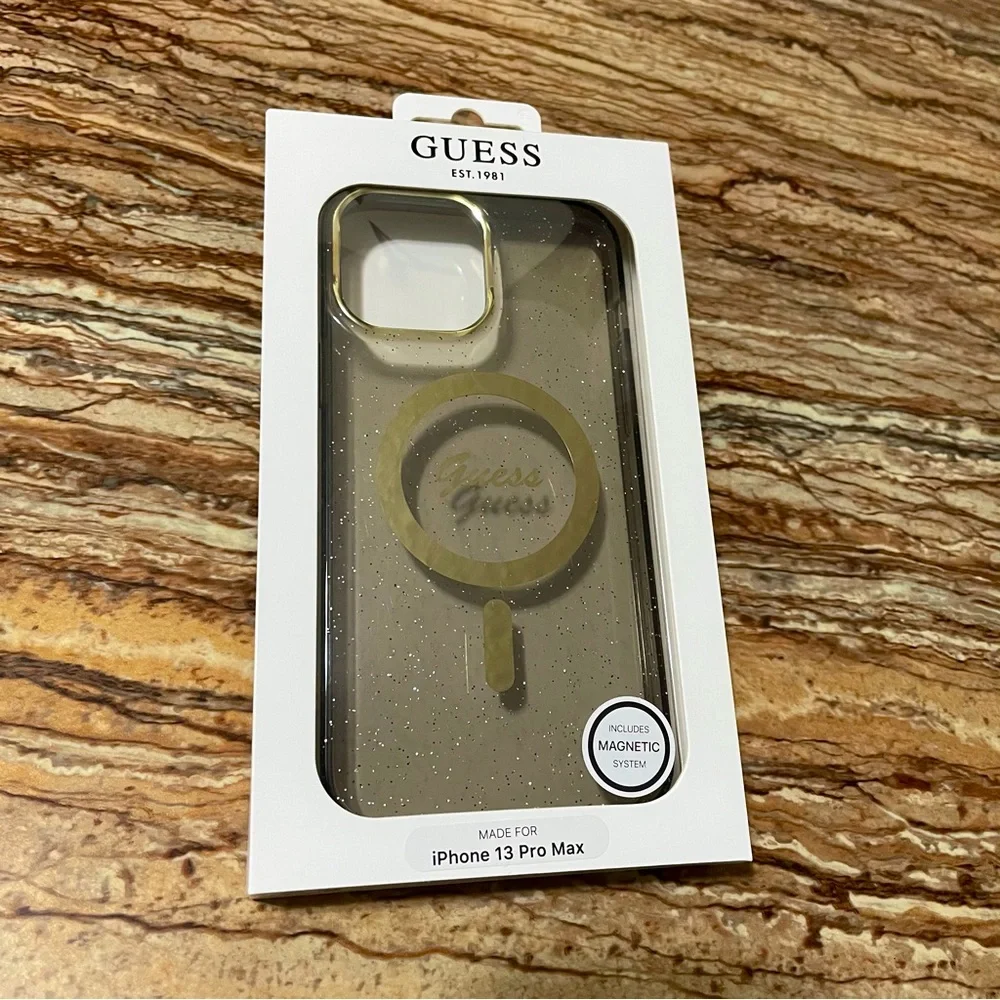 Guess apple iphone