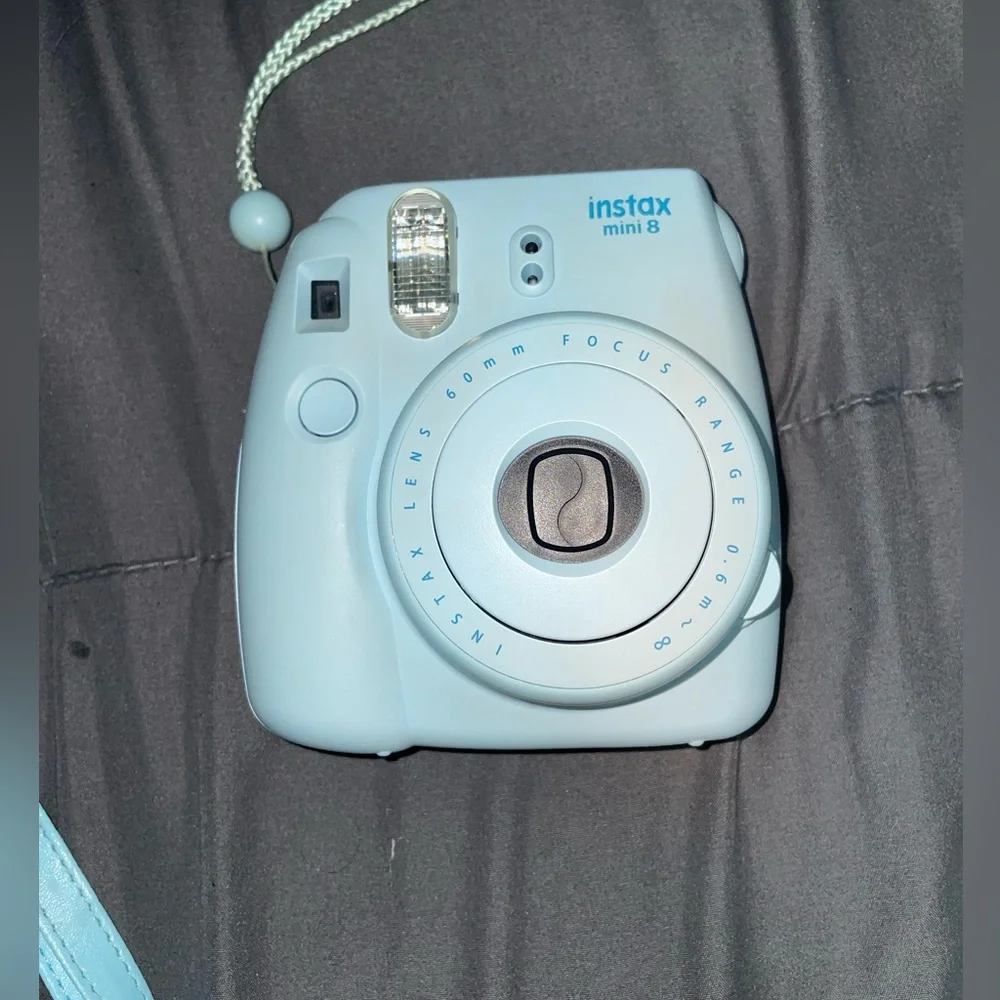 Instax mini 8 camera