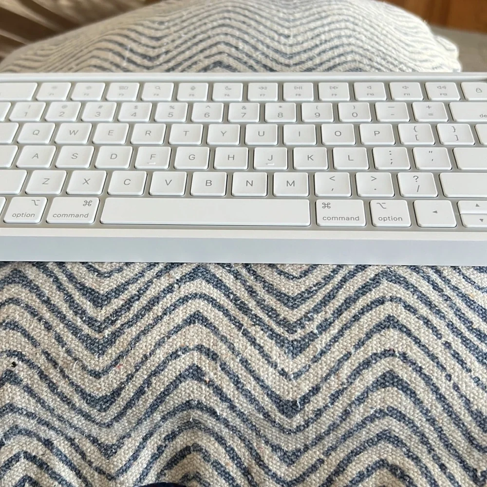 Apple magic keyboard