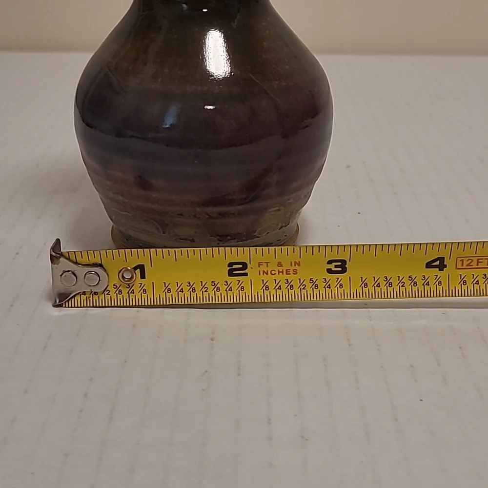N/A artist signed