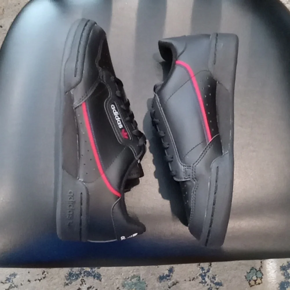 adidas continental 80