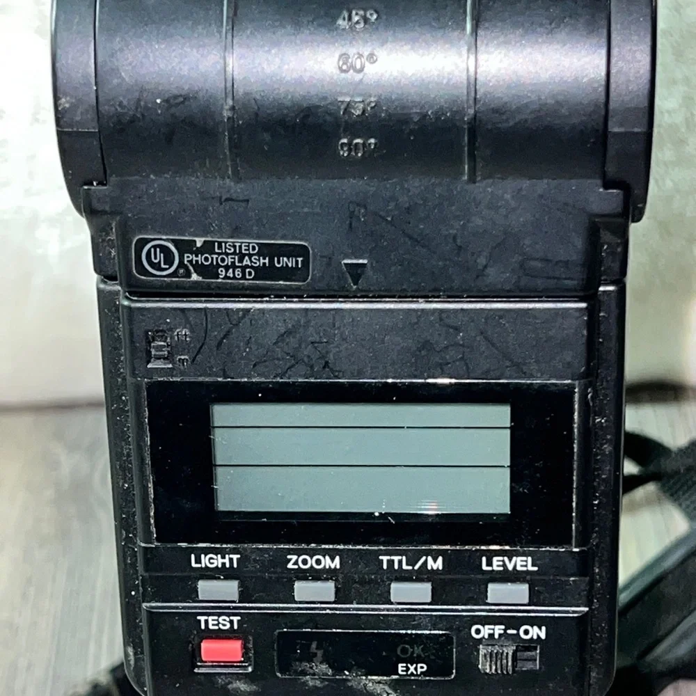 Minolta xgm lens flash