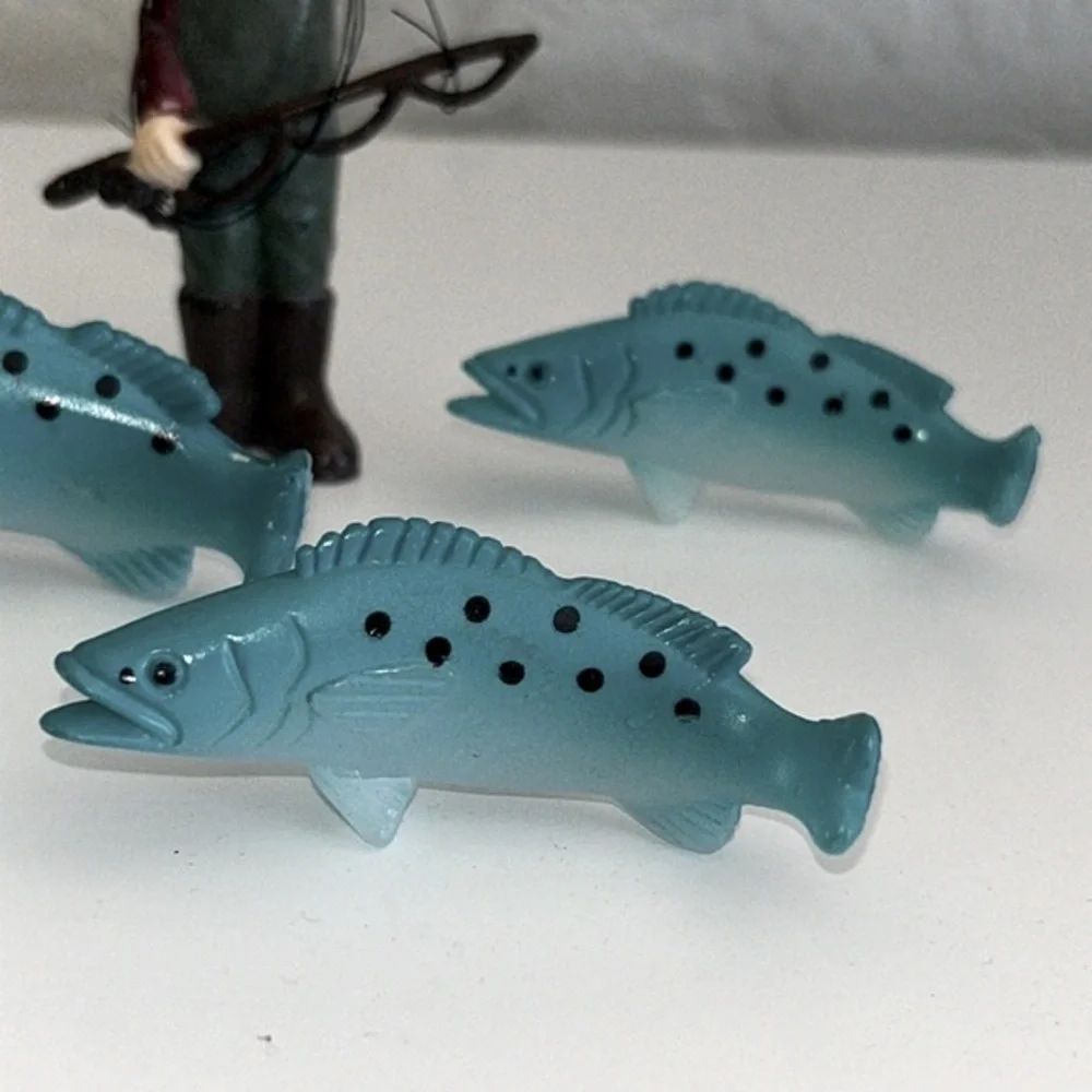 Fisherman cake topper 1995