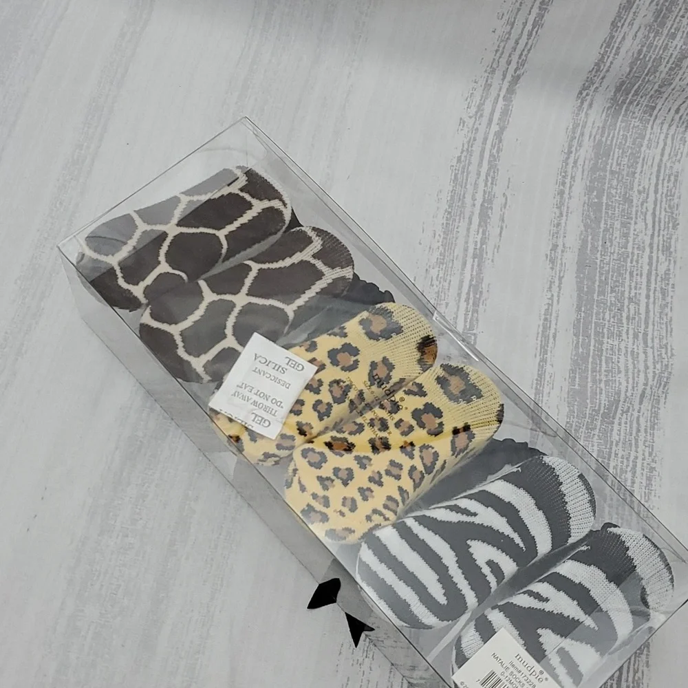 Mud Pie grosgrain zebra fits