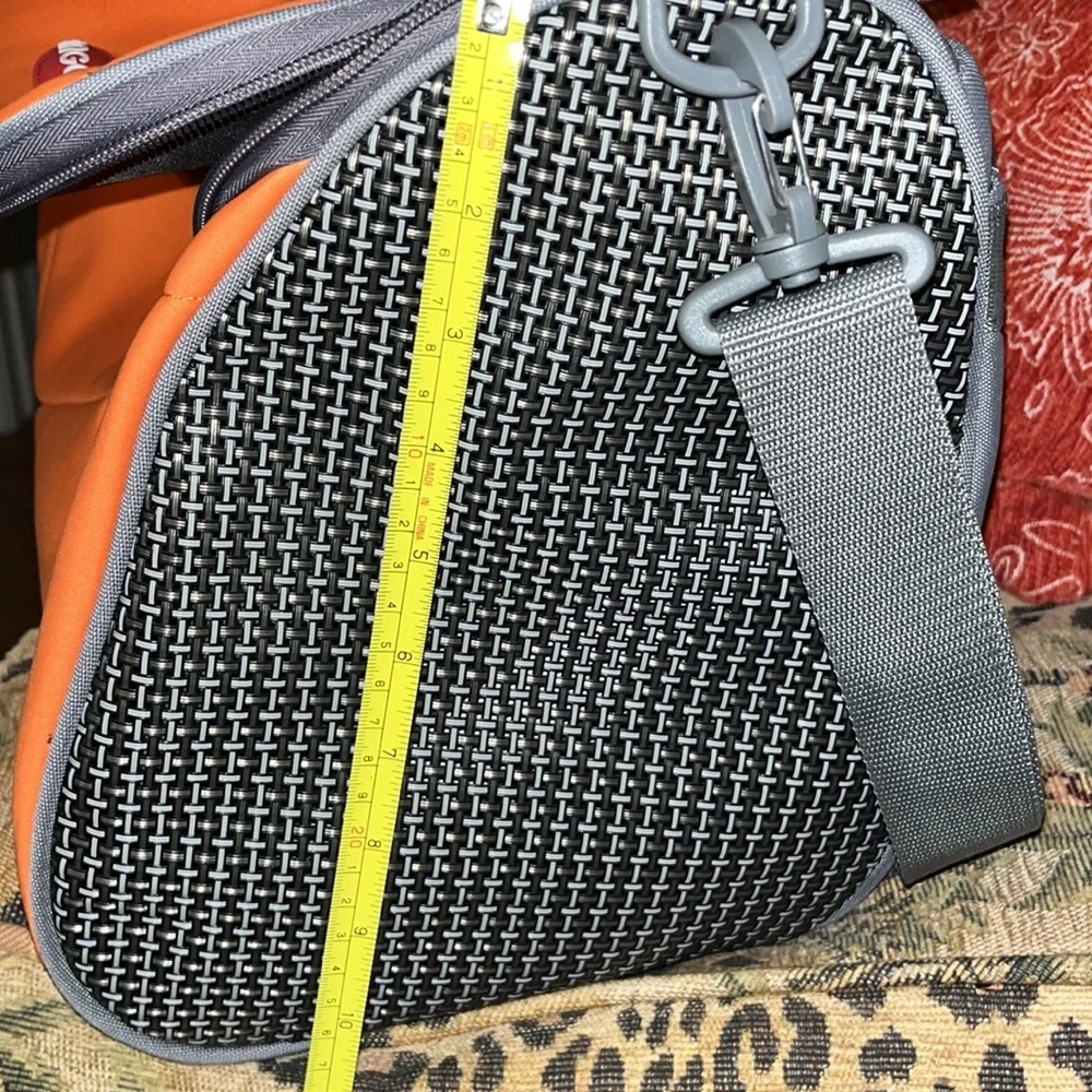 N/A pet carrier