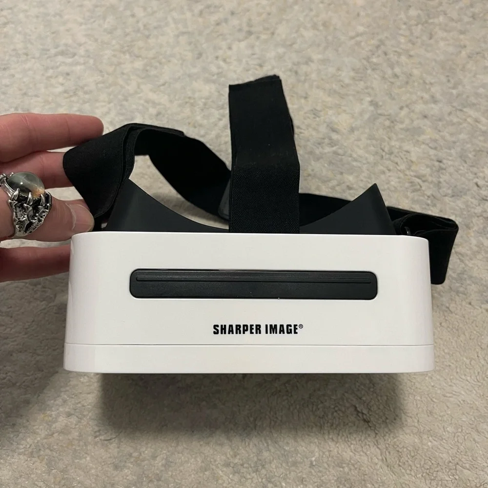 Like New One-Size Sharper Image VR Virtual Reality Headset Fits Most Cellphones