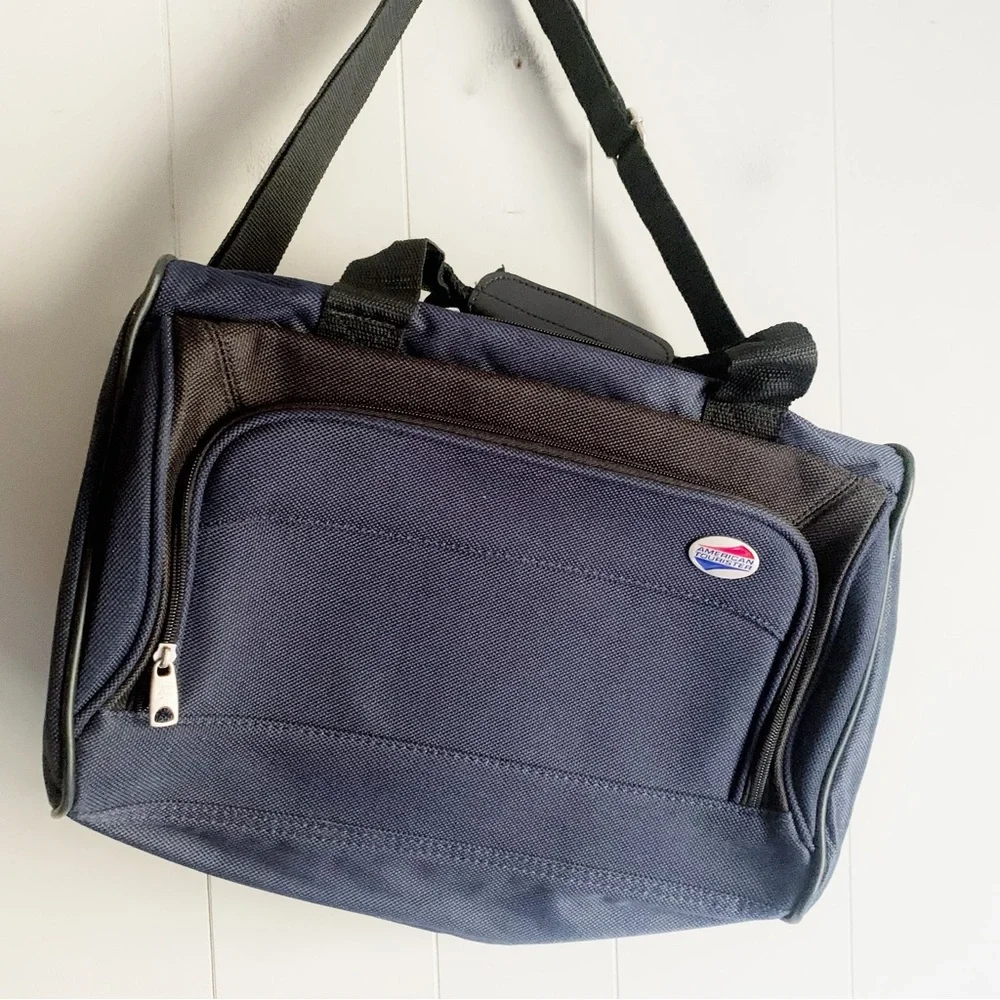 American Tourister american tourister