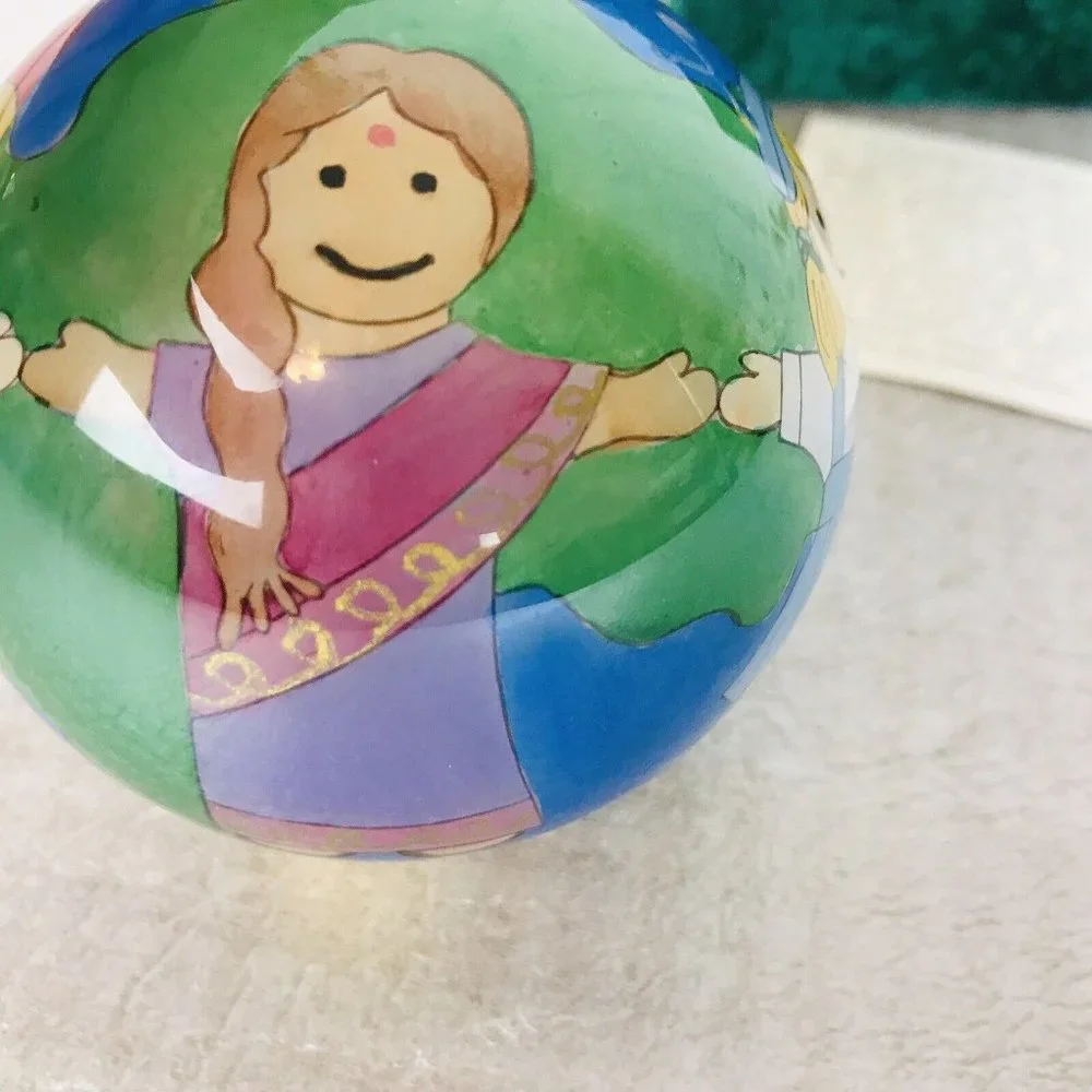 Pier 1 Li Bien International Children 3 inch Christmas Ornament Box & Card