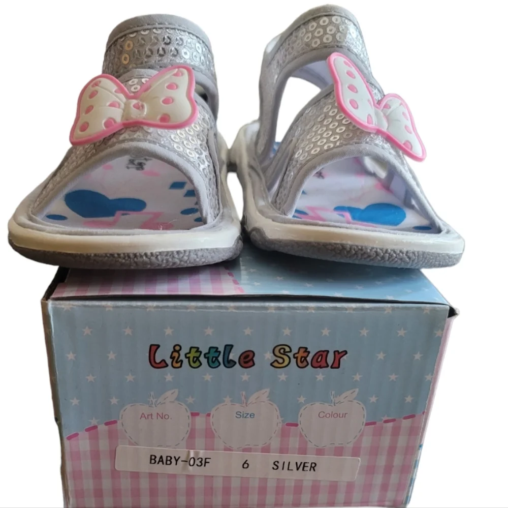 Little Star Silver Sequins White Pink Bow Strap Sandals Squeek Shoes, Size 6