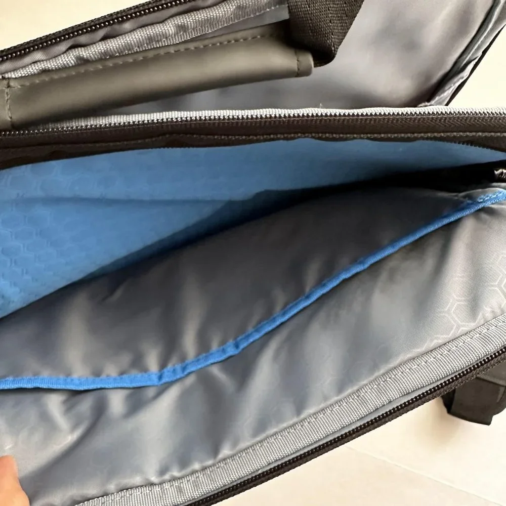 Dell 15” Laptop Carrying Case Briefcase Shoulder Bag For Computer Black