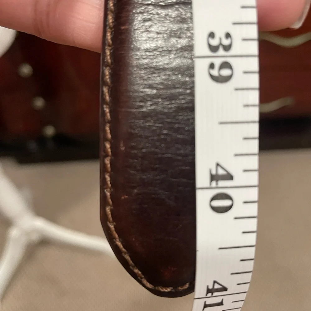 VINTAGE BROWN LEATHER BELT