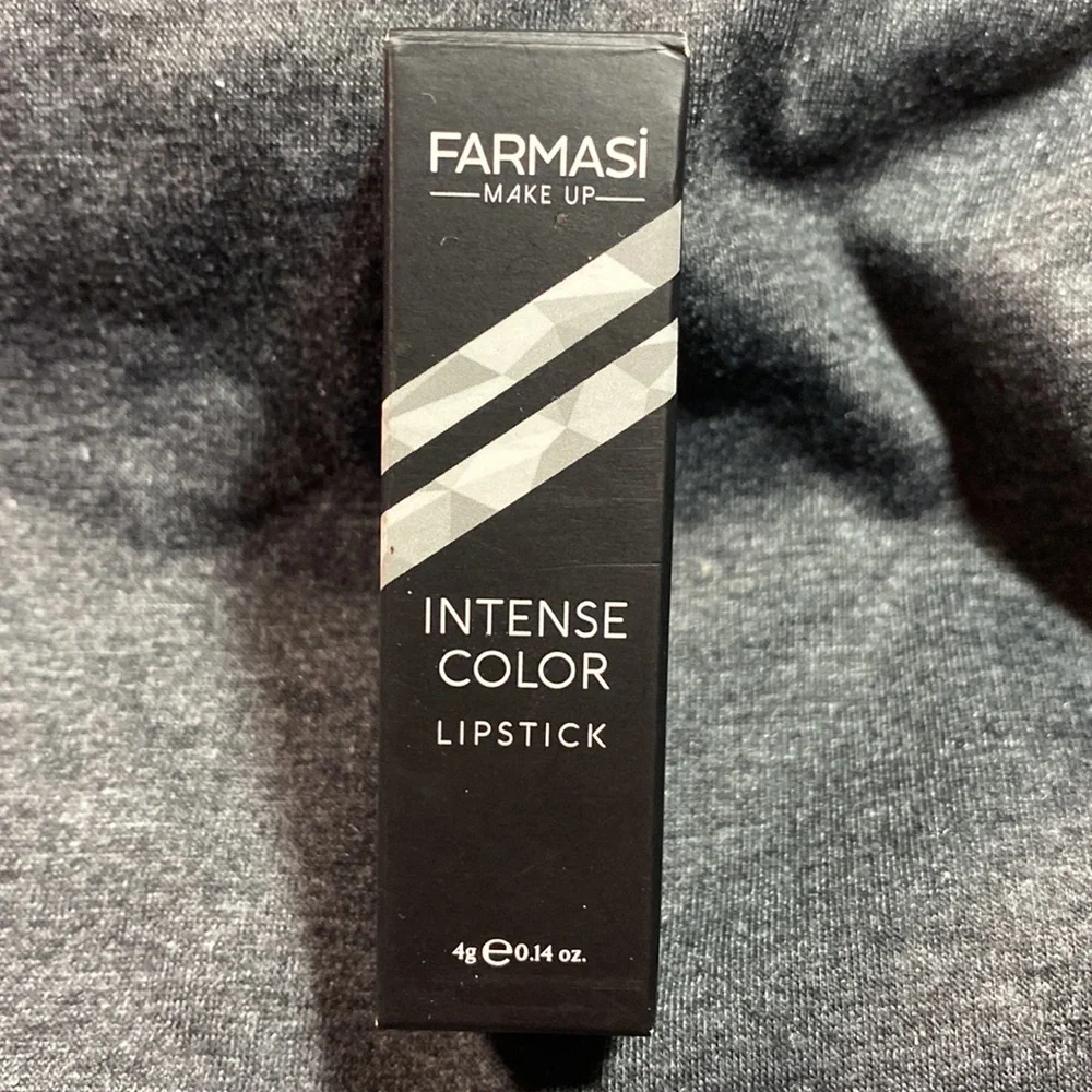 Farmasi new unswatched