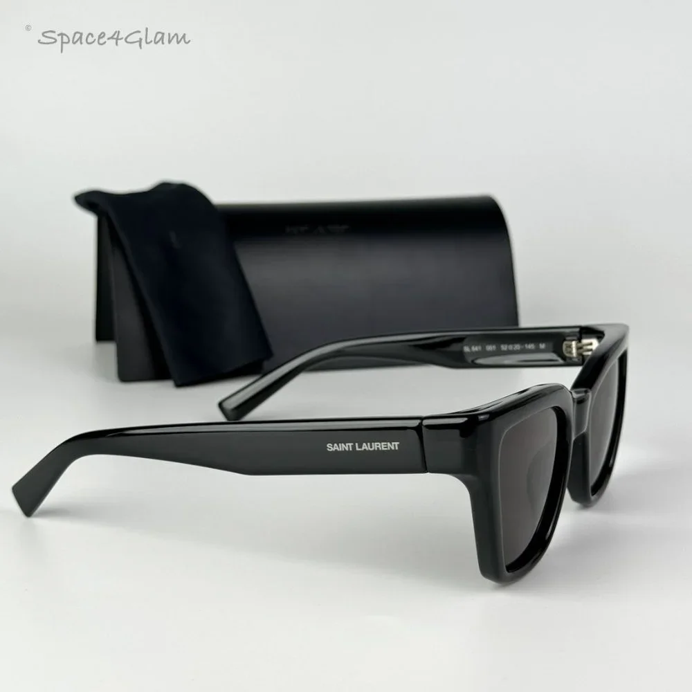 Saint Laurent eye any