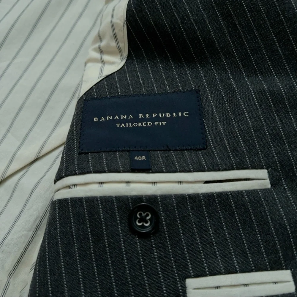 Banana Republic pre owned