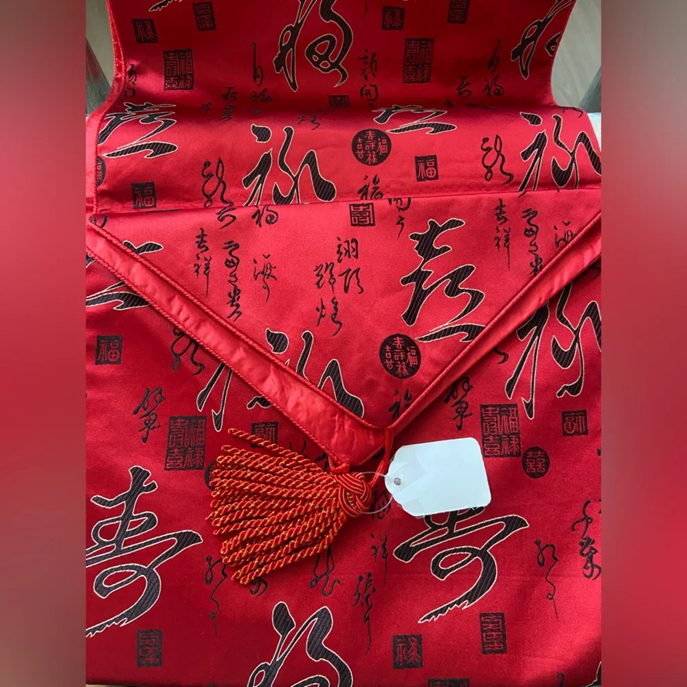 HUNG FAI Art Red SILK Table Runner *GIFT IDEA