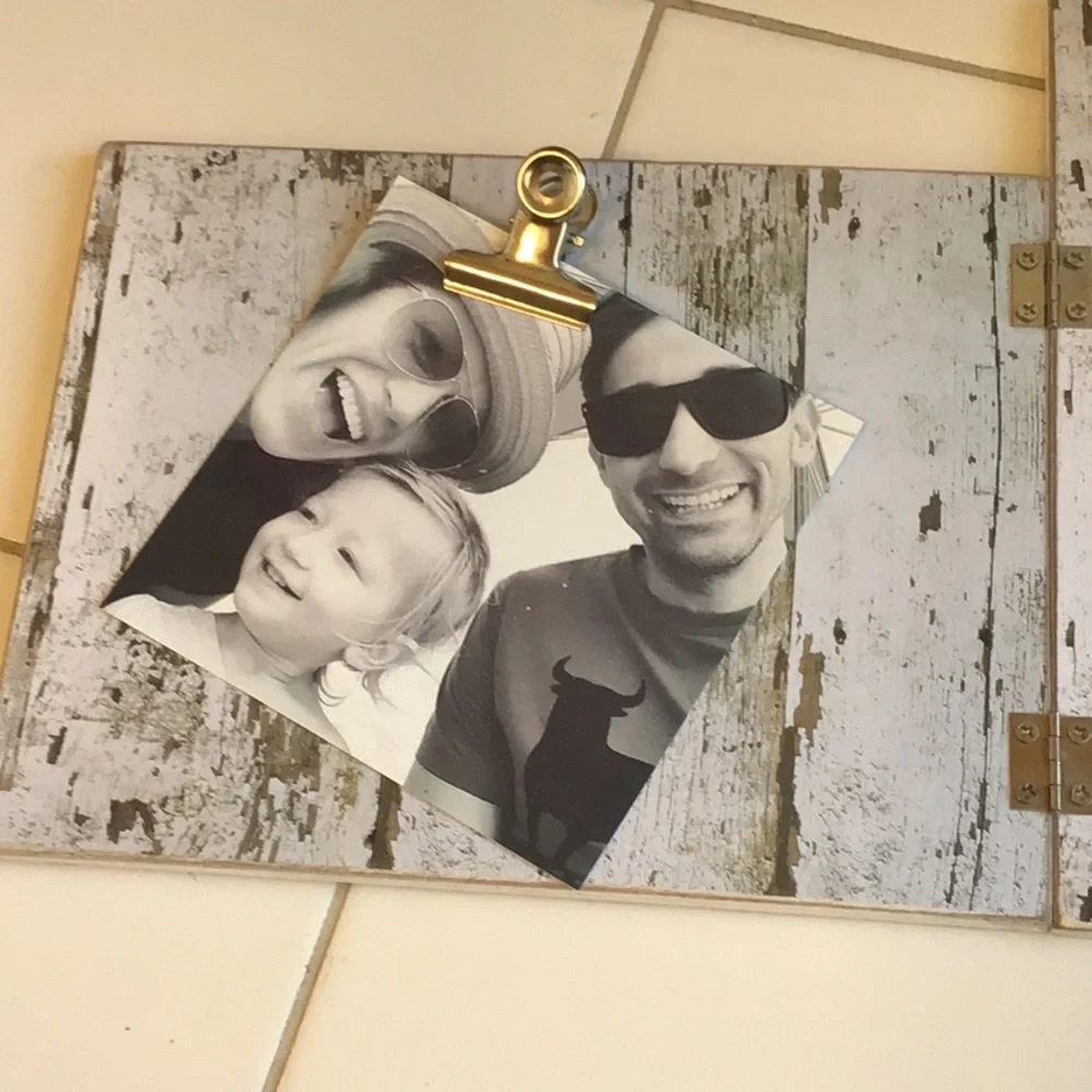 ‘Primitive by Kathy’ Nautical-Themed Clip Frame (#5)