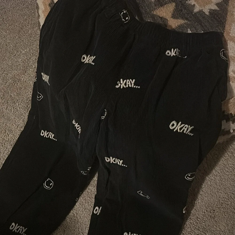 Urban Outfitters good medium