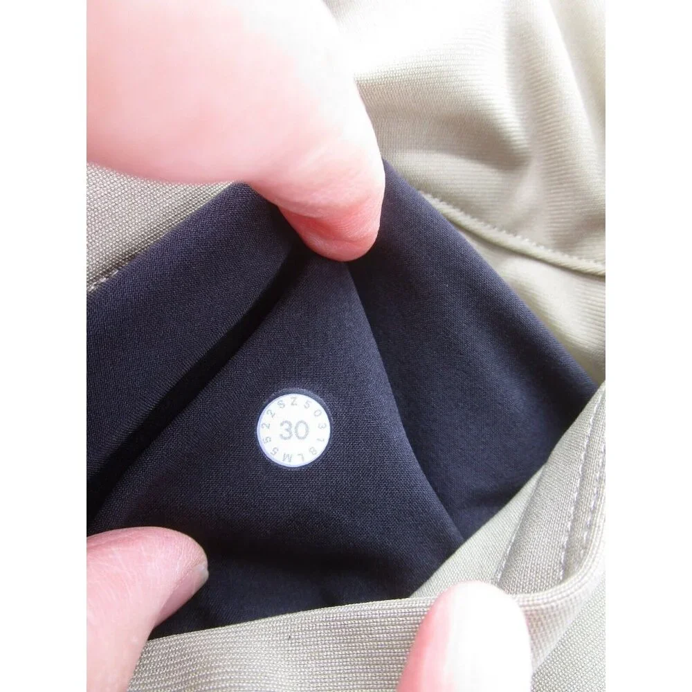 Lululemon pre owned