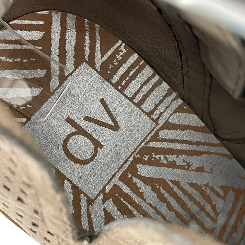 DV by Dolce Vita tan faux