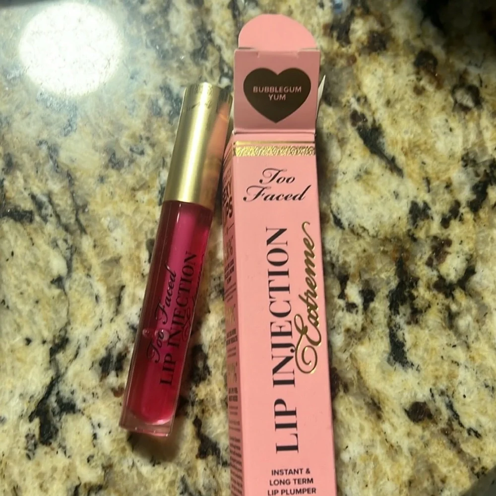 Too Faced this bubblegum