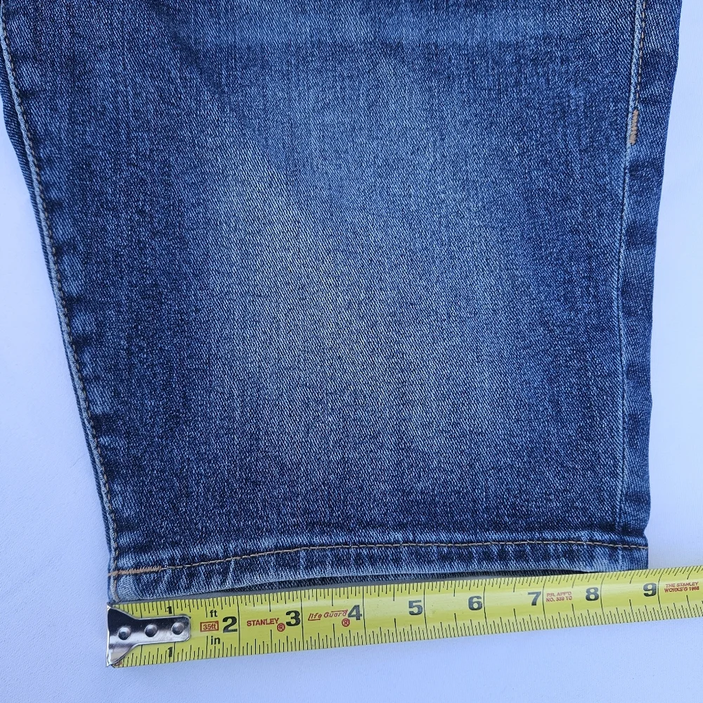 True Religion Men's Rocco Relaxed Skinny Jeans Shorts NWT Size-38
