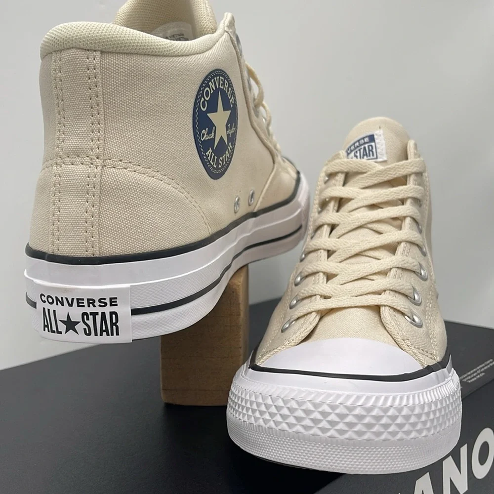 Converse step out