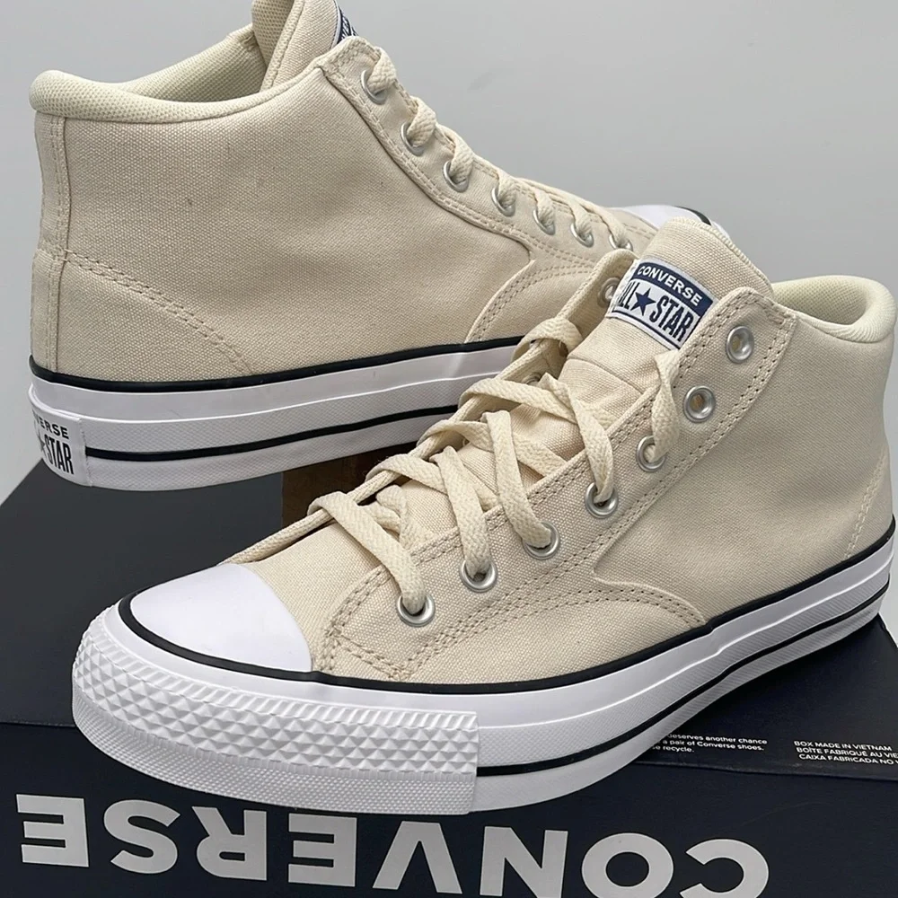 Converse step out