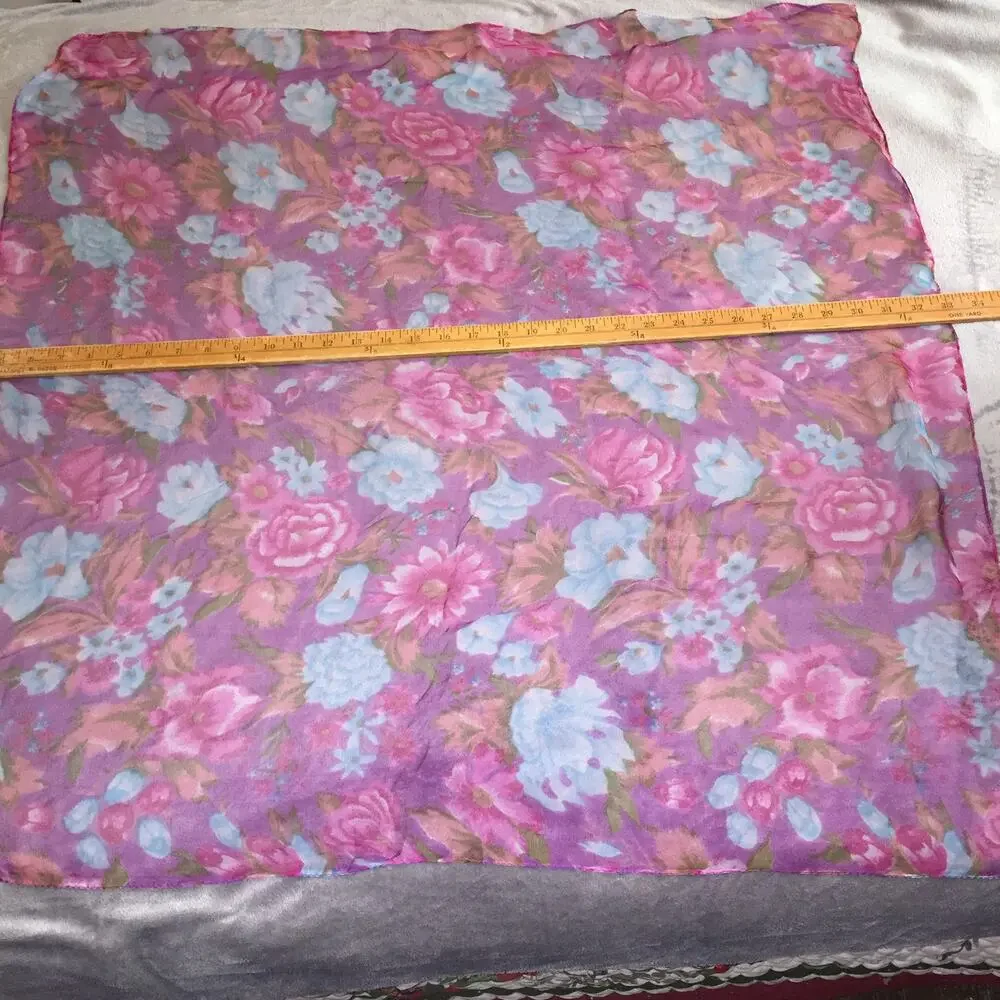 Unbranded floral scarf