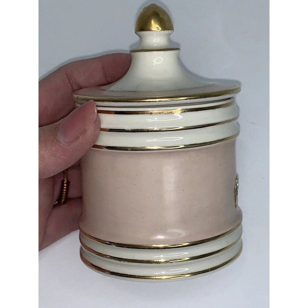 N/A porcelain really details