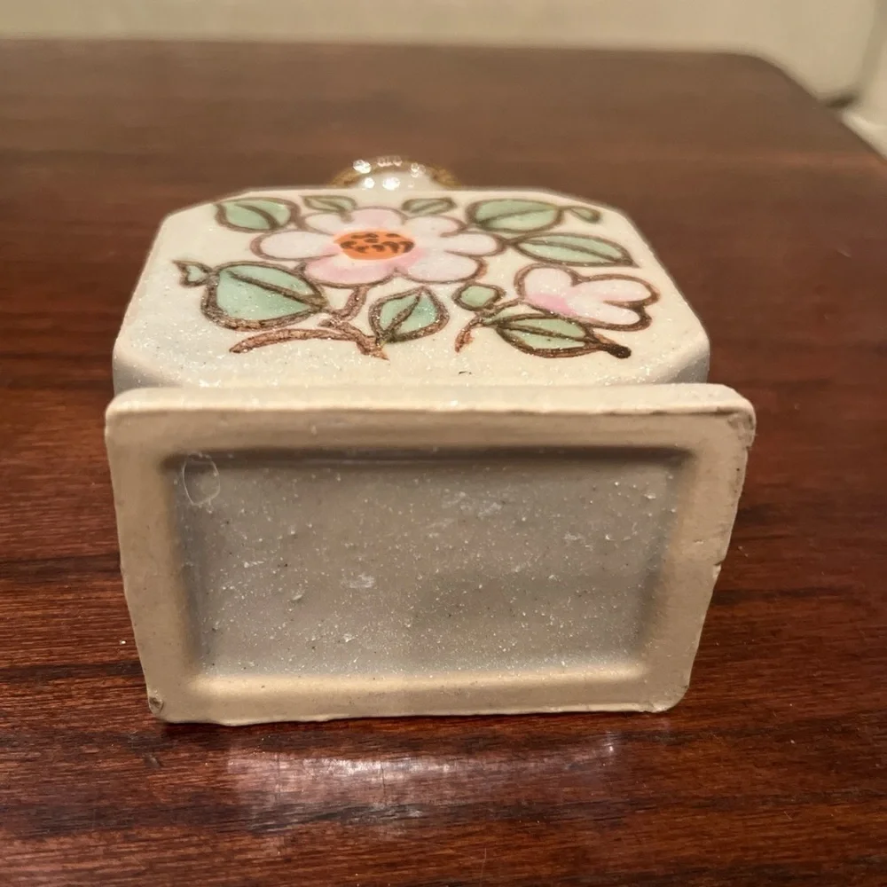 Vintage square salt