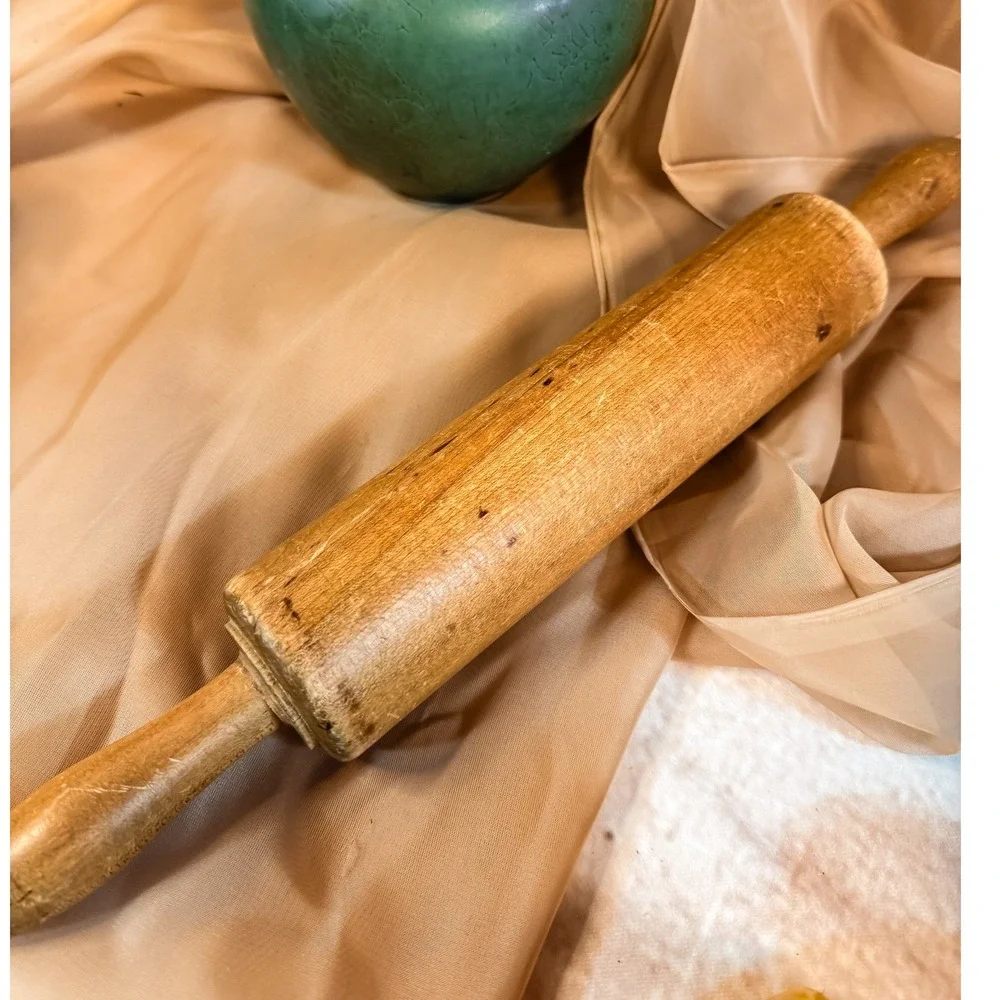 N/A charming antique