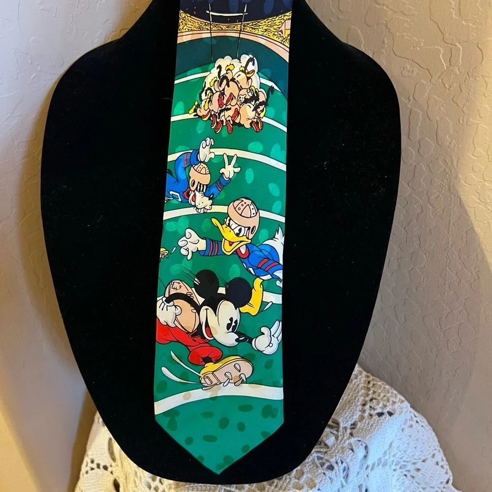 Disney this tie