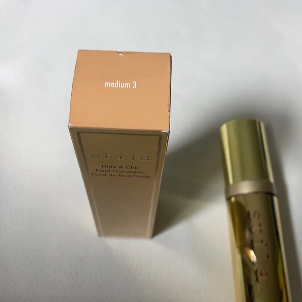 Stila Hide & Seek Foundation In medium NWT
