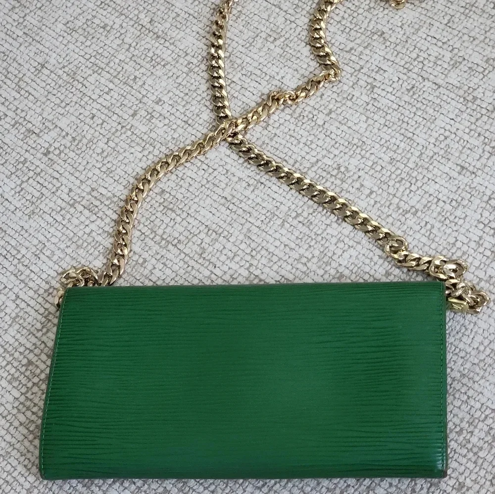 Louis Vuitton lv green