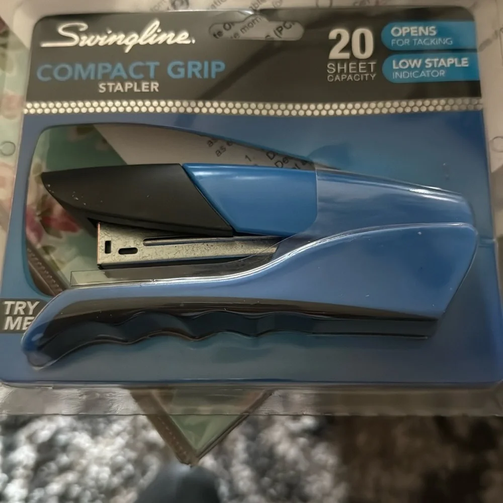 New Swingline Compact Grip Stapler