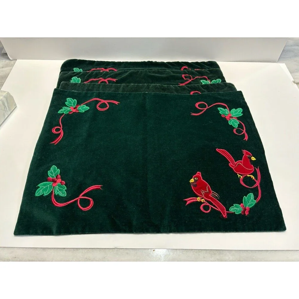 Unbranded christmas placemats