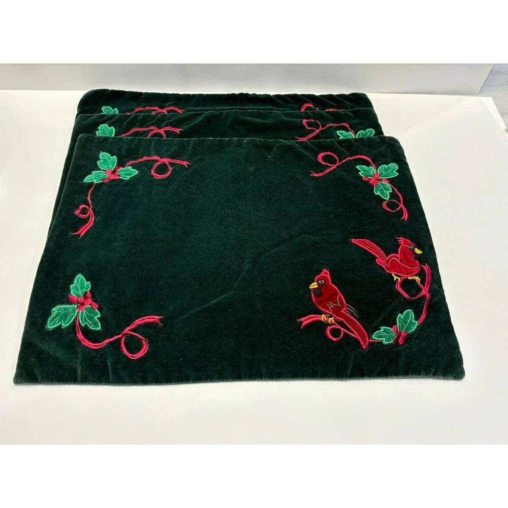 Unbranded christmas placemats