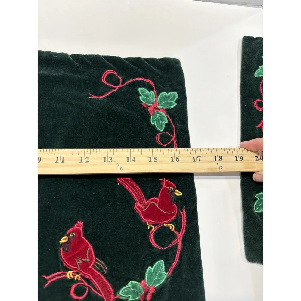 Unbranded christmas placemats