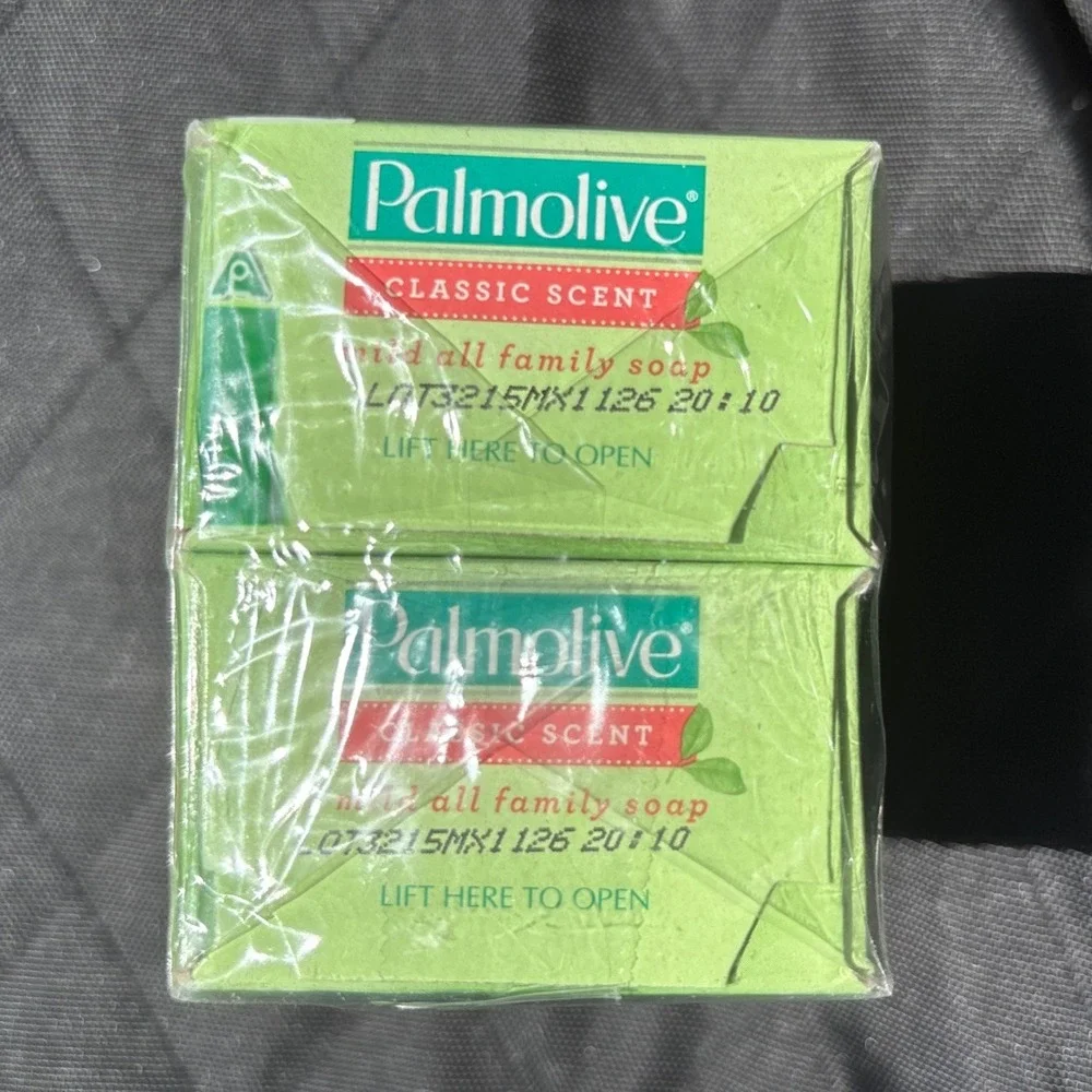 Palmolive Mild All Family Bar Soap Classic Scent 3.2 oz Each NEW