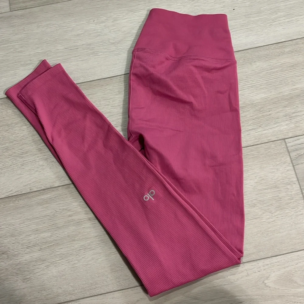 Alo Yoga mindfull movement leggings