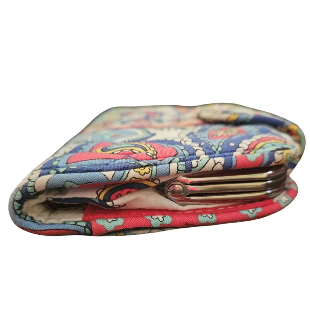 Vera Bradley this pre